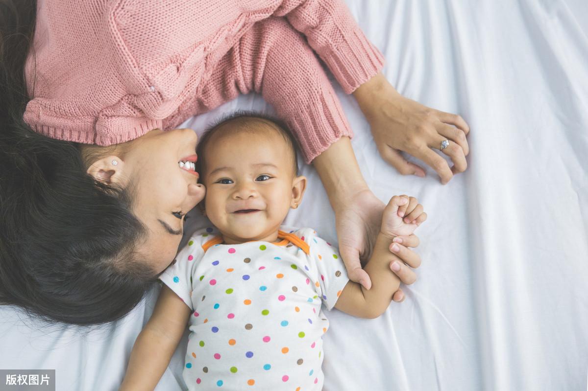 孩子六个月离婚的话孩子会判给谁 ？我来告诉你